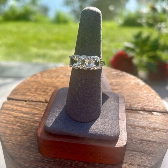 Stunning 2.7 CTW Green Amethyst, Grade AA, MAKE OFFER - Picture 4 of 15